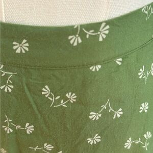 Billlabong mini skirt 💚